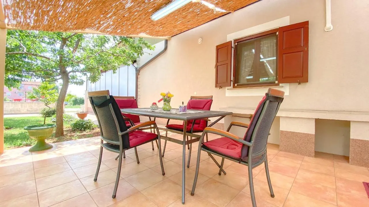 Pjero Appartement Novigrad Istria 0*,